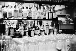 Bar at Old Williams Inn (Dodd)