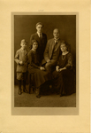 Archer Family formal portrait, 1925