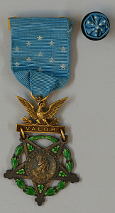 Charles White Whittlesey: Congressional Medal of Honor and Button